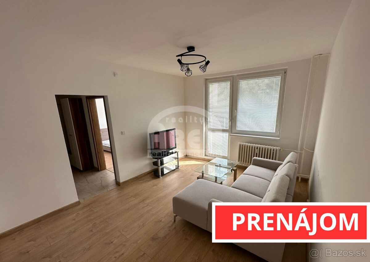 Na prenájom 3,5- izbový byt v širšom centre Michaloviec