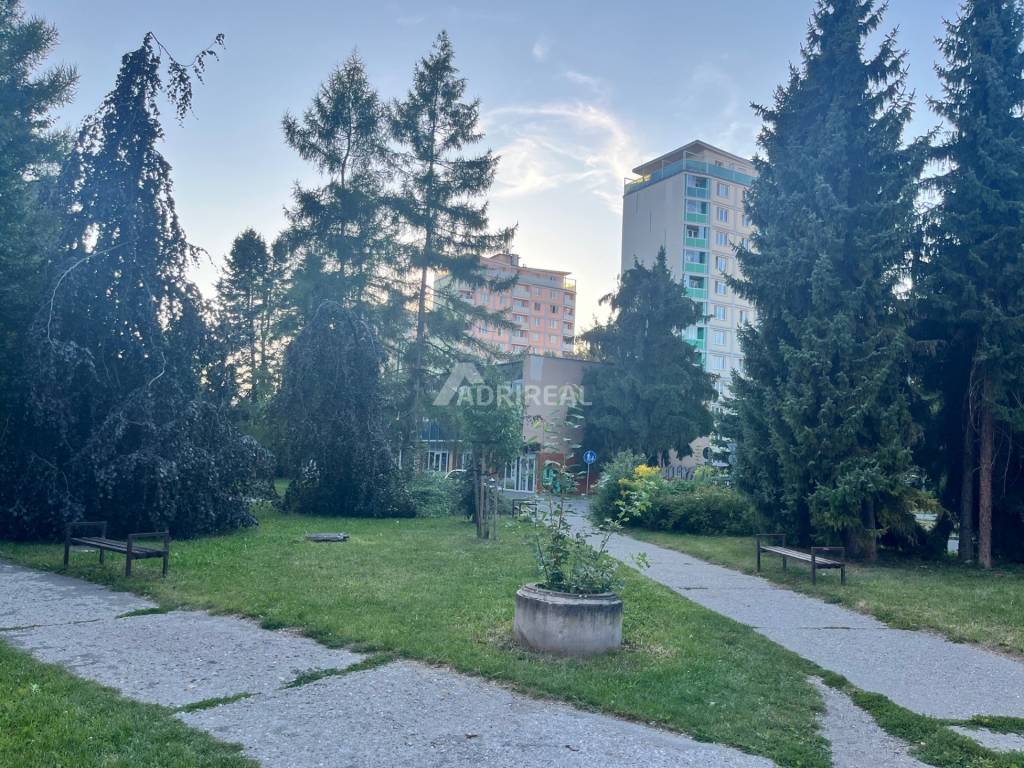 PREDAJ: 2i byt 53 m2; SÍDLISKO - BB; 144.500 €