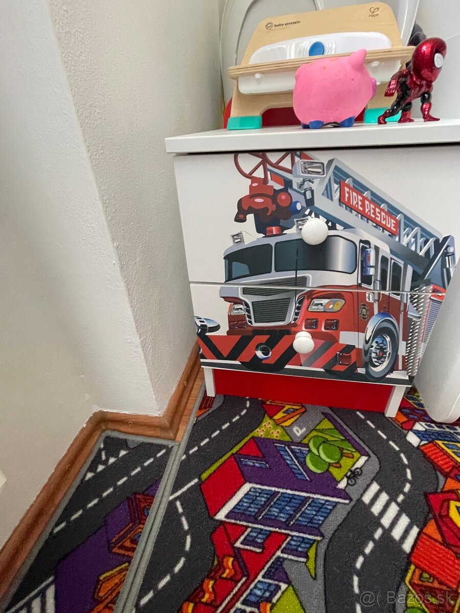 Predám detský nočný stolík.