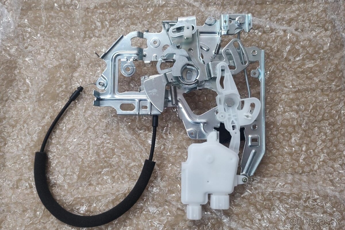 zadný zámok dverí RENAULT MASTER MOVANO   2010 --