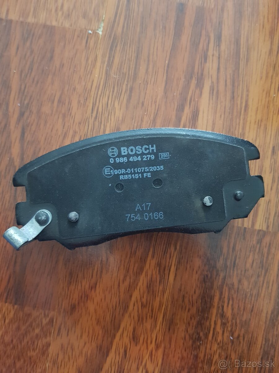 Predám predné brzdové platničky Opel Insignia