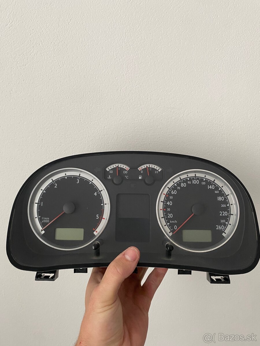 Golf 4/bora sportchrome budíky