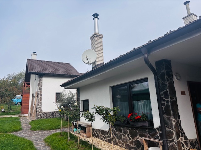 Dva rodinné domy v srdci Myjavských kopaníc – pokoj, príroda