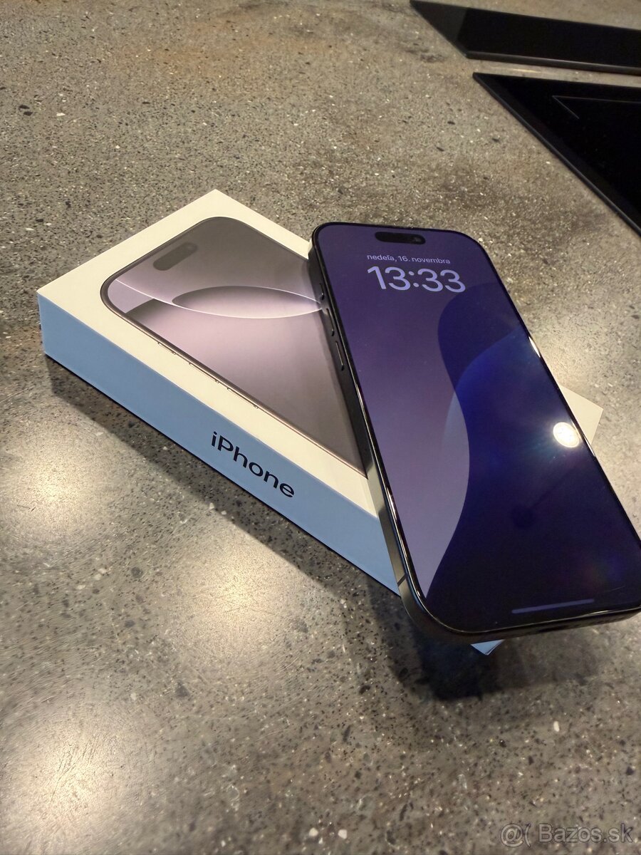 iPhone 16 pro 256gb BLACK TOP STAV