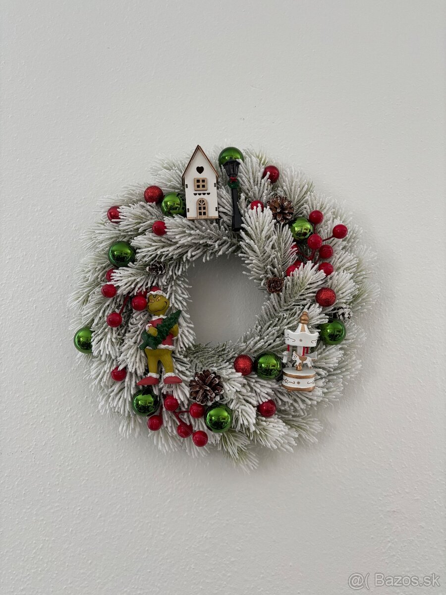 Vianočná dekorácia na dvere Grinch