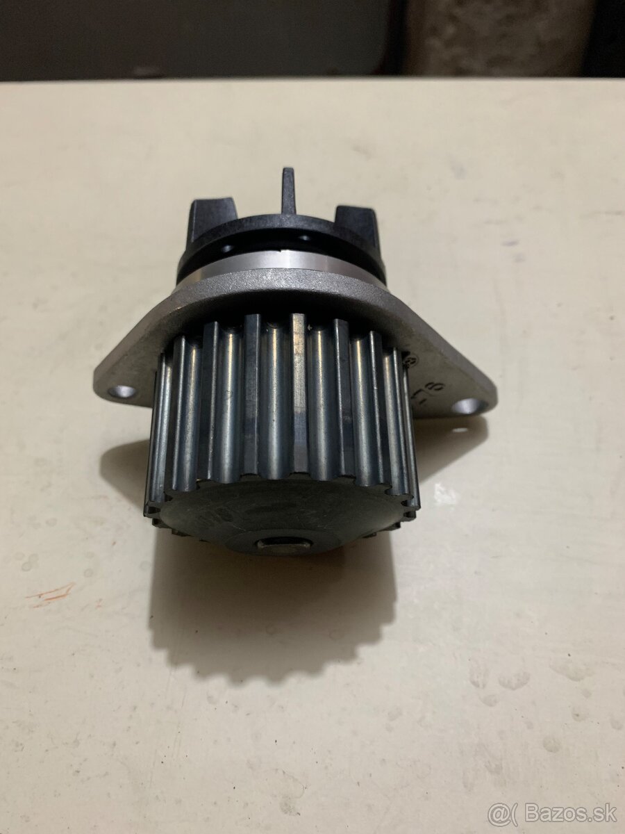 Peugeot 206 vodne cerpadlo