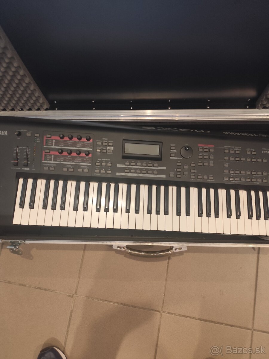 Yamaha Mox6