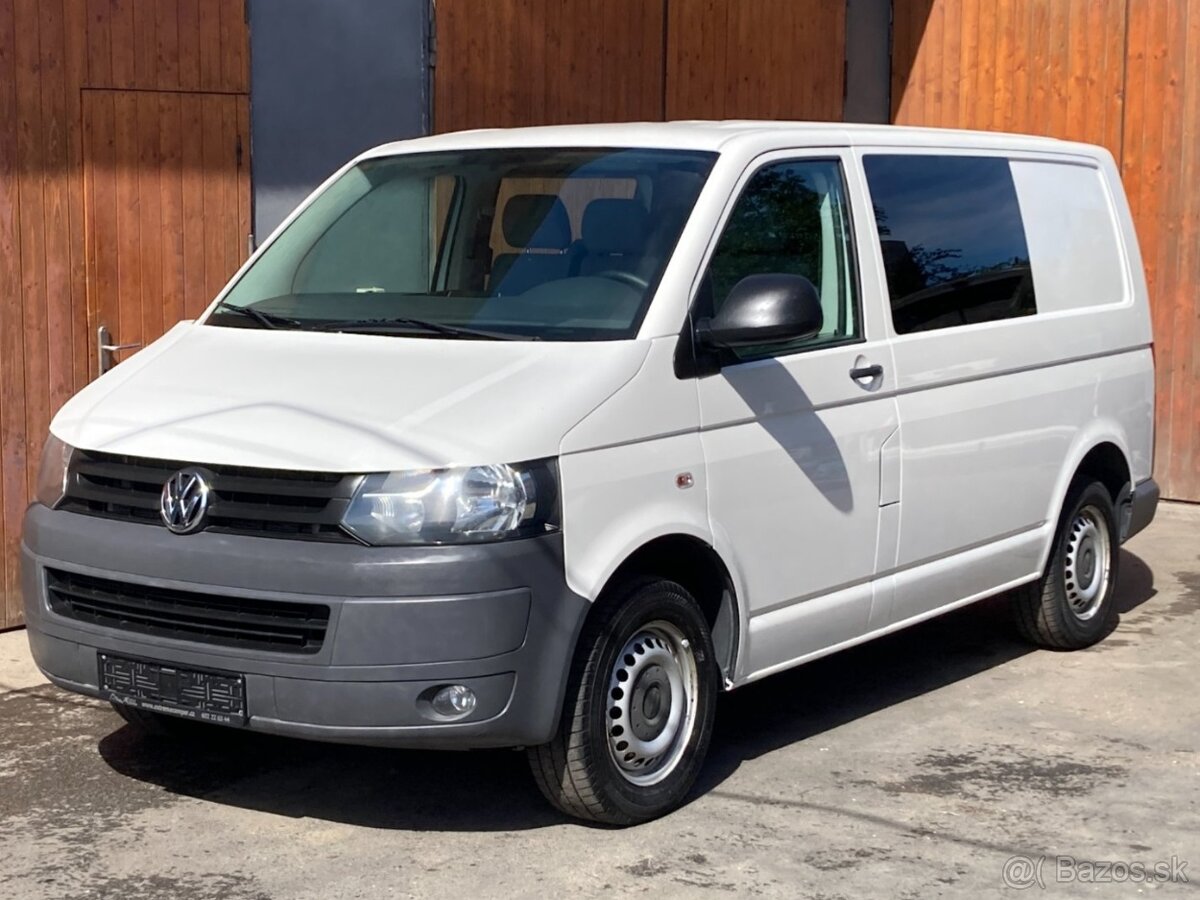 VOLKSWAGEN TRANSPORTER T5 2,0 TDi 4MOTION