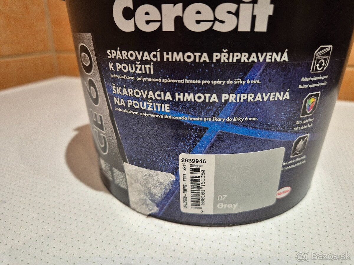 Škárovacia hmota CERESIT