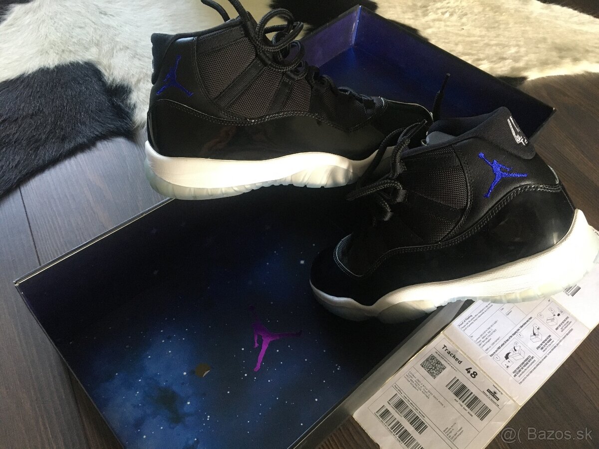 Jordan 11 SPACE JAM size 45