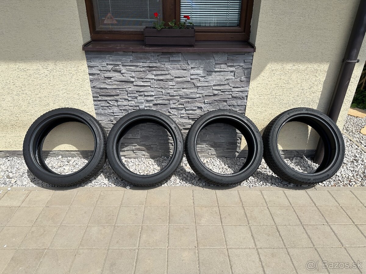 215/45 R20 95H XL EV zimné HANKOOK