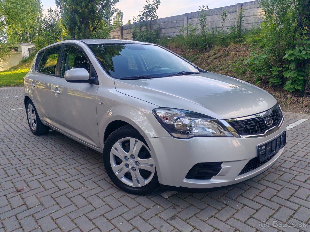 Kia Ceed 1.4 Cvvt 2012 132771km