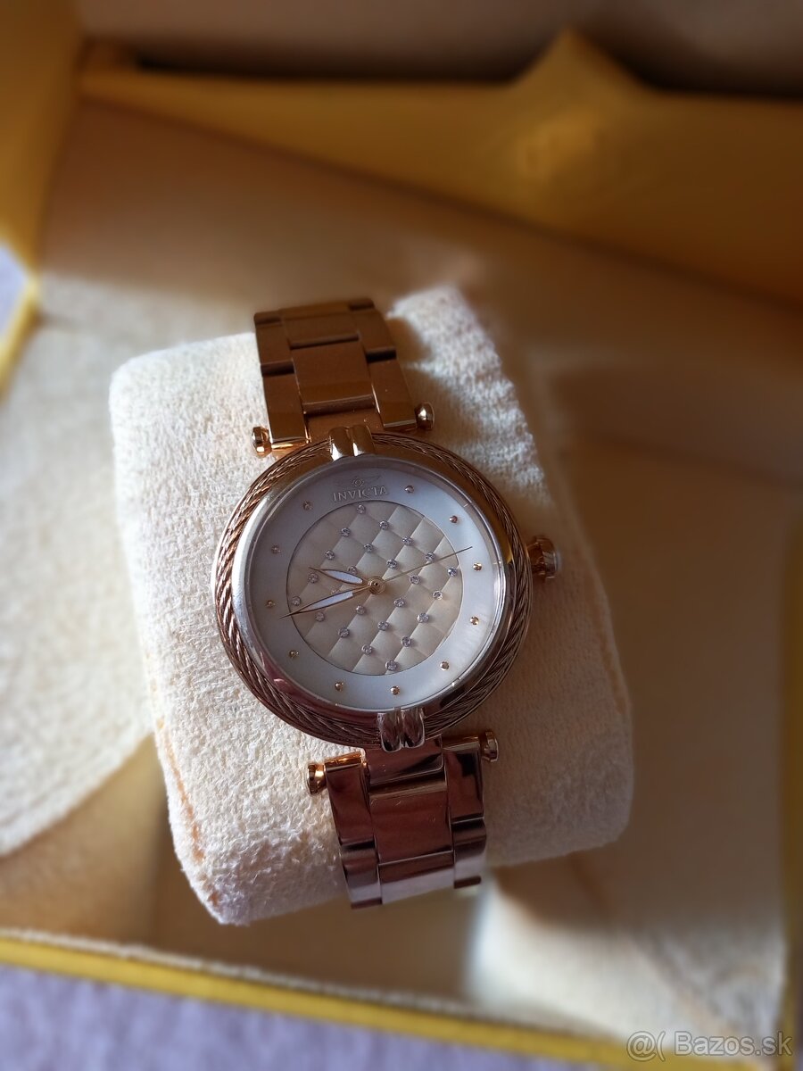 Hodinky Invicta