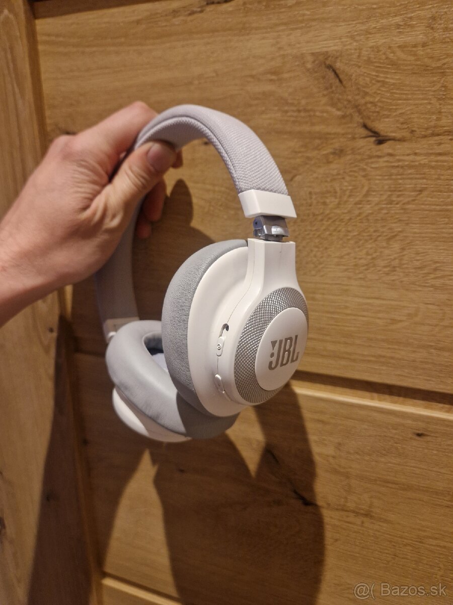 Slúchadlá JBL E65 BTNC