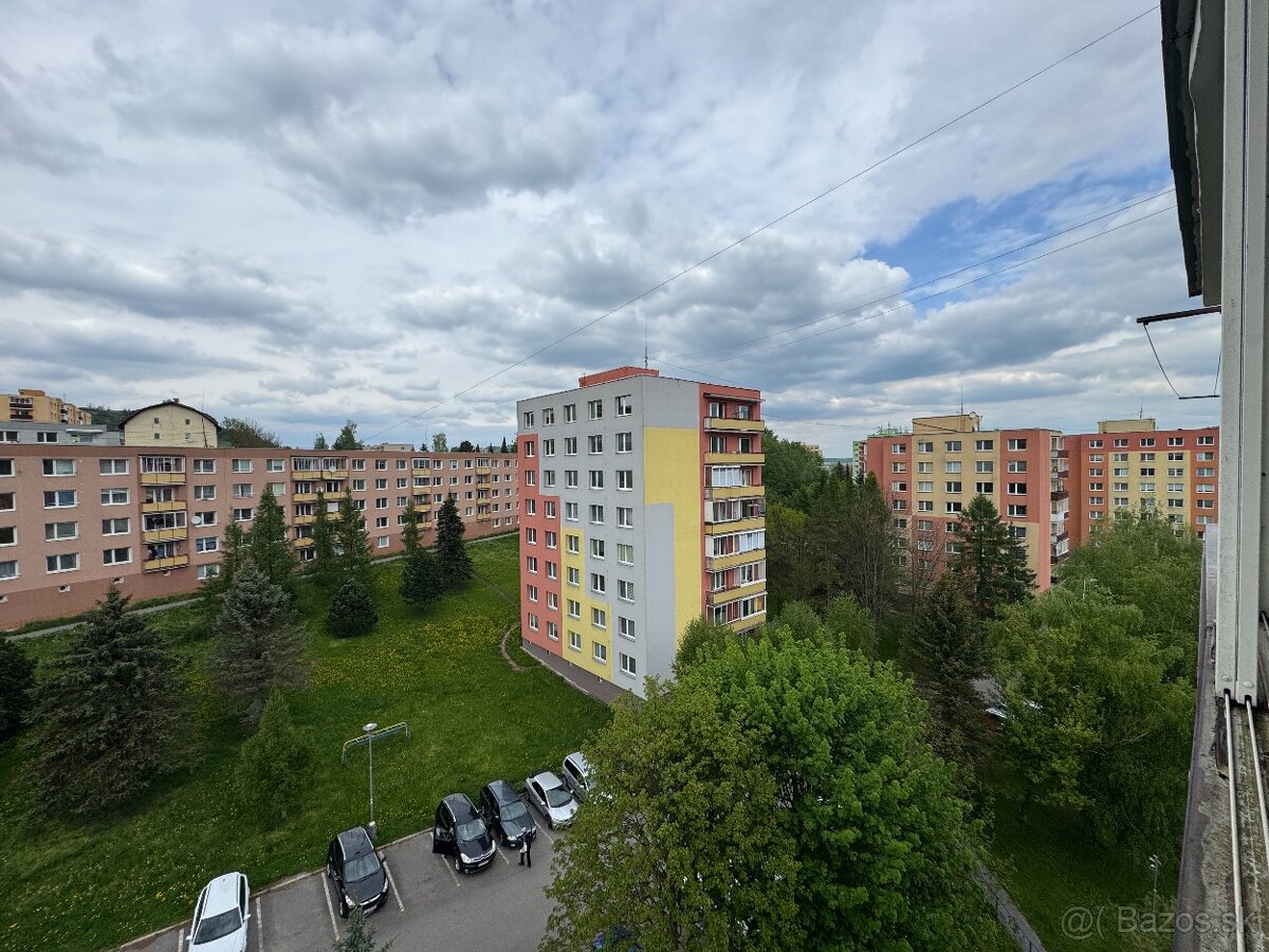 Na predaj byt Tvrdošín, Medvedzie (2-izbový byt s balkónom)