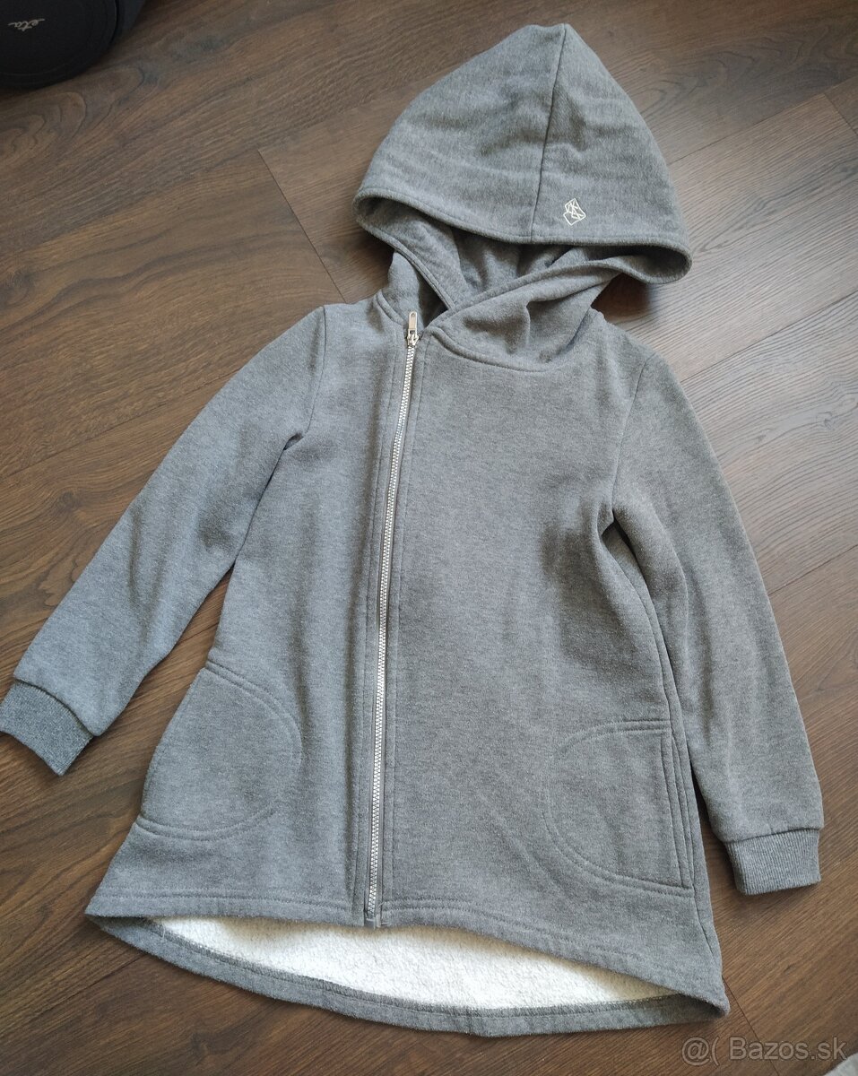 Reserved mikina/bundicka pre dievca 122