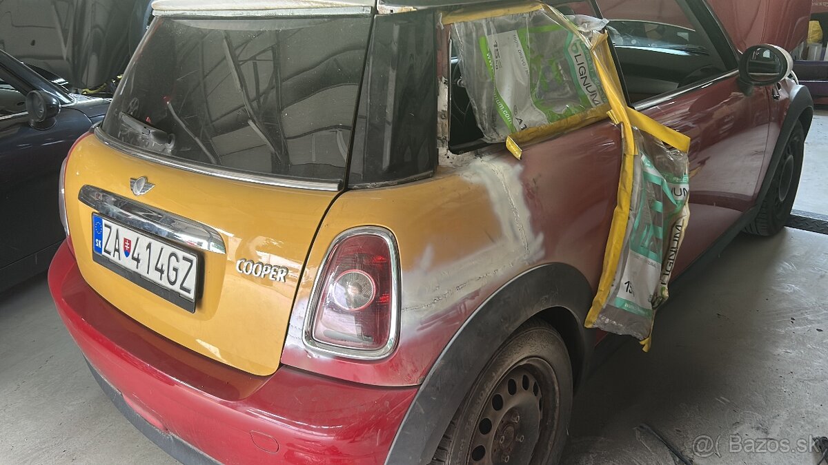 mini cooper r56 havarivany