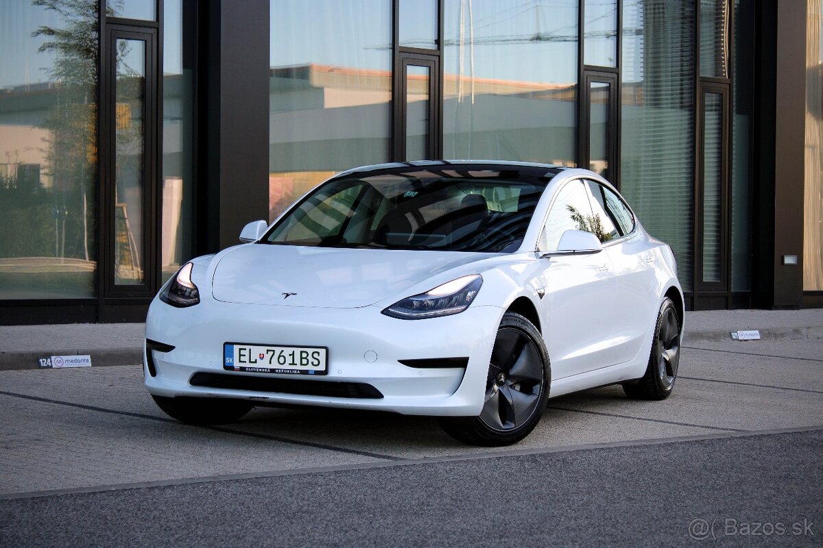 TESLA MODEL 3 Standard Range Plus