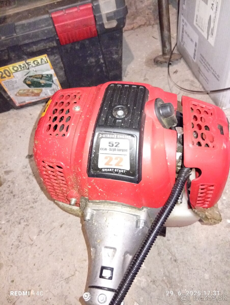 Predam krovinorezy varí a alko cena za oby dve 300€