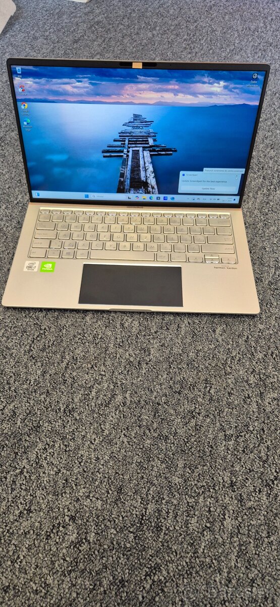 ASUS ZenBook 14" Silver (2020) - Veľmi dobrý stav
