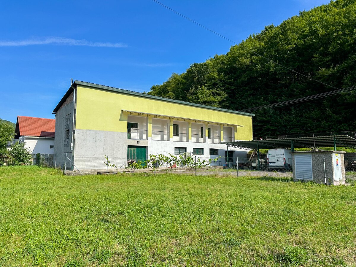 Polyfunkčná budova v obci Hodruša-Hámre (Žarnovica)