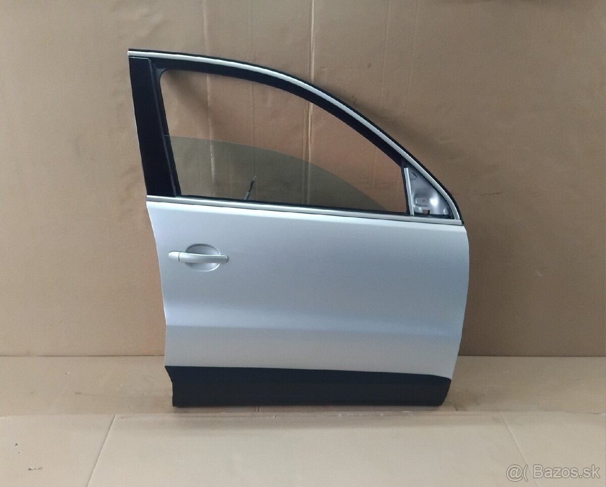 dvere predné pravé Tiguan 2007-2015