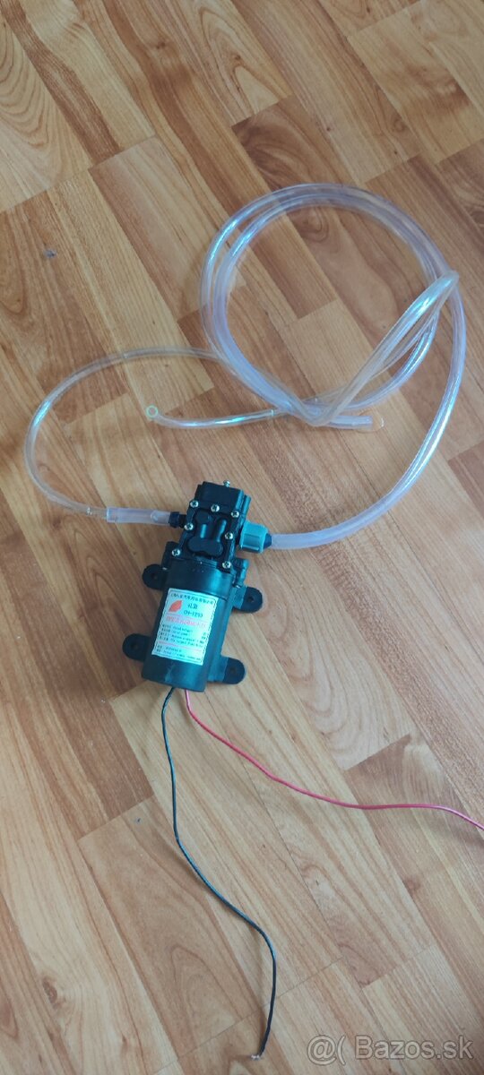 Vodná pumpa CH-1260