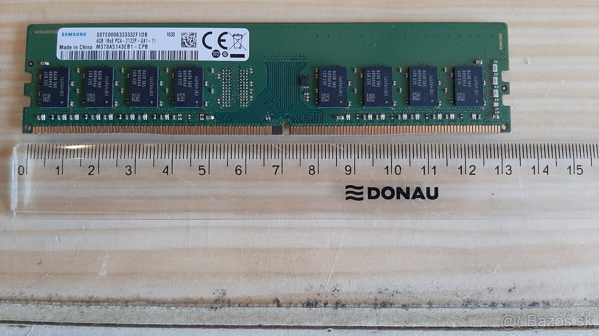 2x RAM DIMM DDR4 4GB 2133 MHz