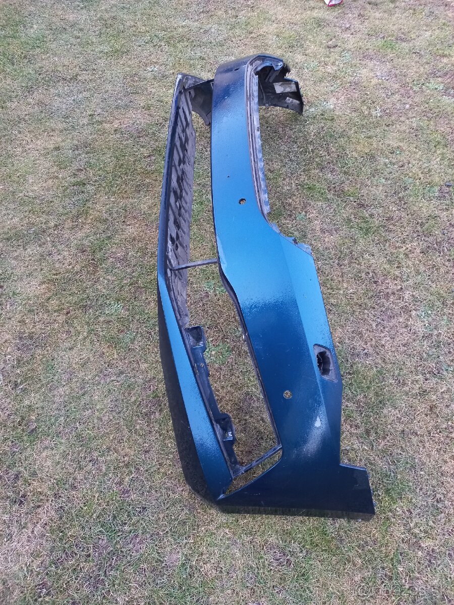 Predny nárazník raznik skoda superb III lift č.d 3V0807221F