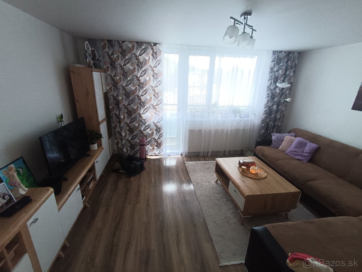 3 izbový byt sidl.3