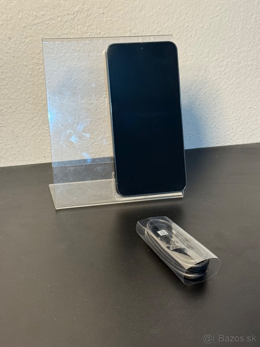 Predám Samsung Galaxy S23 8GB Rám 128GB Green Bežné známky