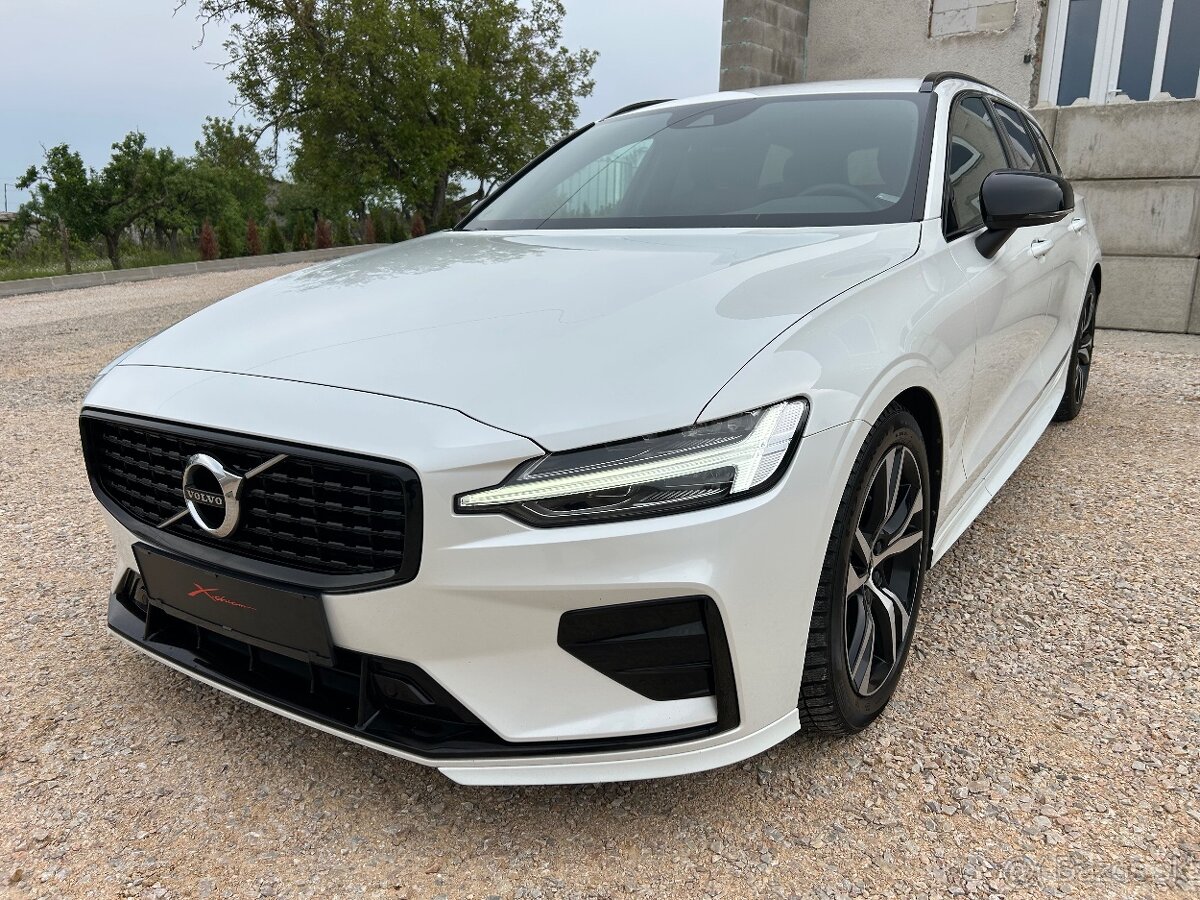 Volvo V60 B4 R-Design