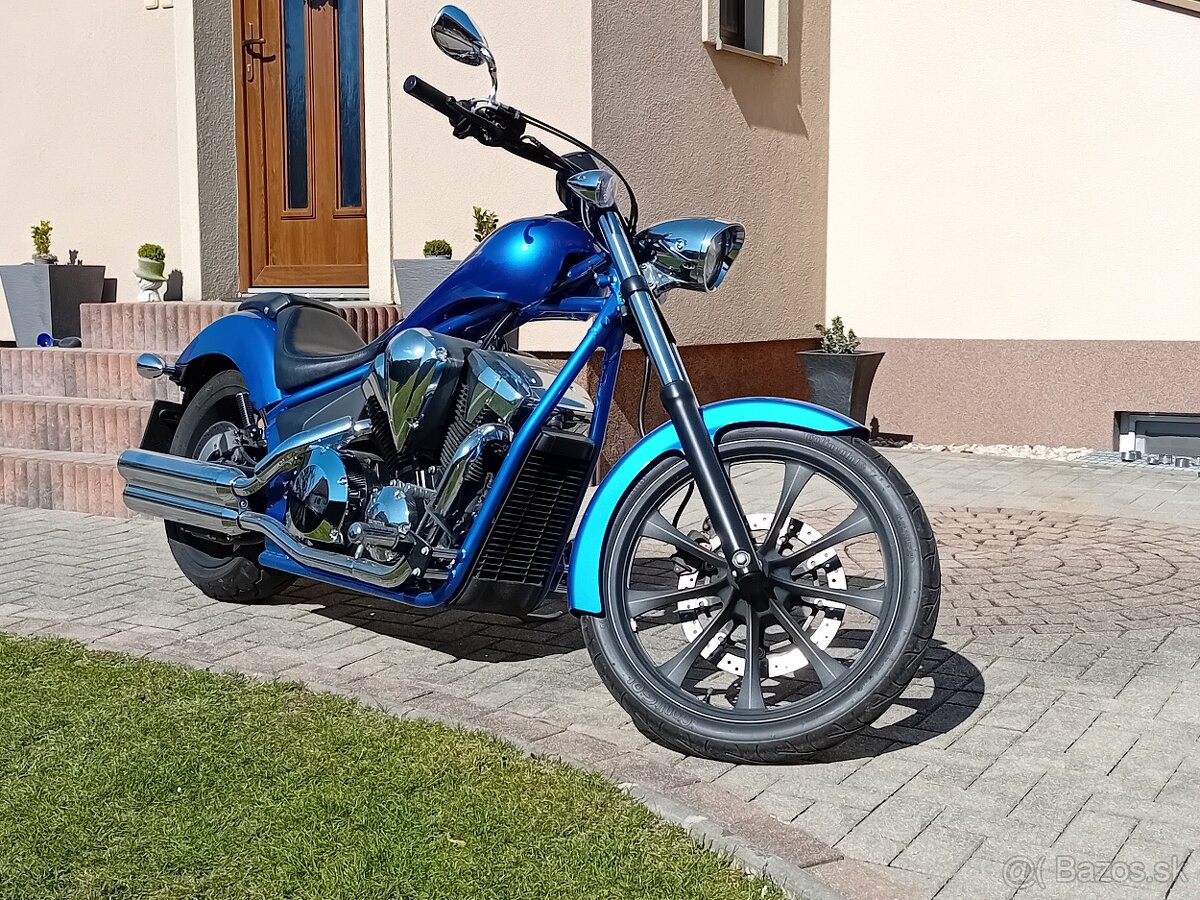 HONDA VT 1300 CX FURY