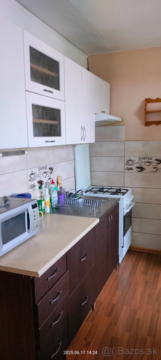 Ponúkam prenájom 3 izbového bytu