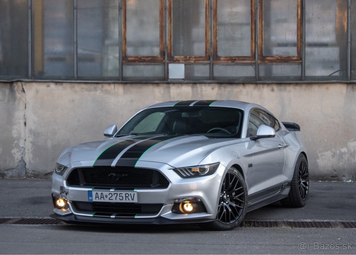 Ford Mustang 5.0 V8 100% v záruke - na splátky bez akontácie