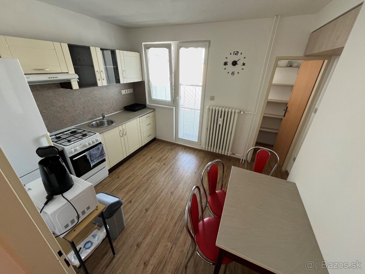 2 izbový tehlový byt Priekopa na prenájom