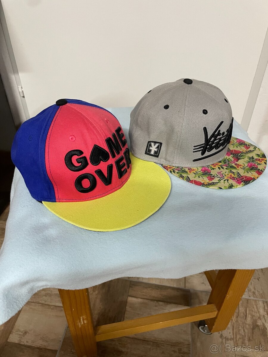 SNAPBACK ŠILTOVKY