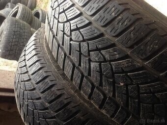 Predám zimné gumi r16 215/60 6/7mm