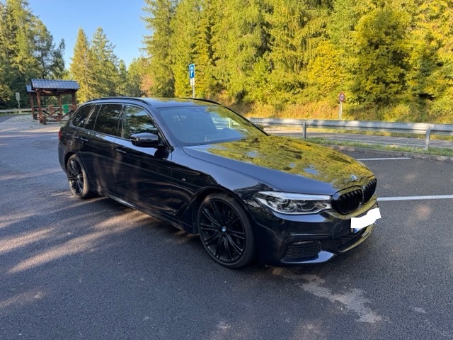 BMW Rad 5 Touring 540d xD 235kW, M-PACKET, WEBASTO, MATRIX