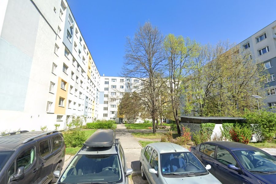 PRENÁJOM – veľký 3 iz byt v Petržalke