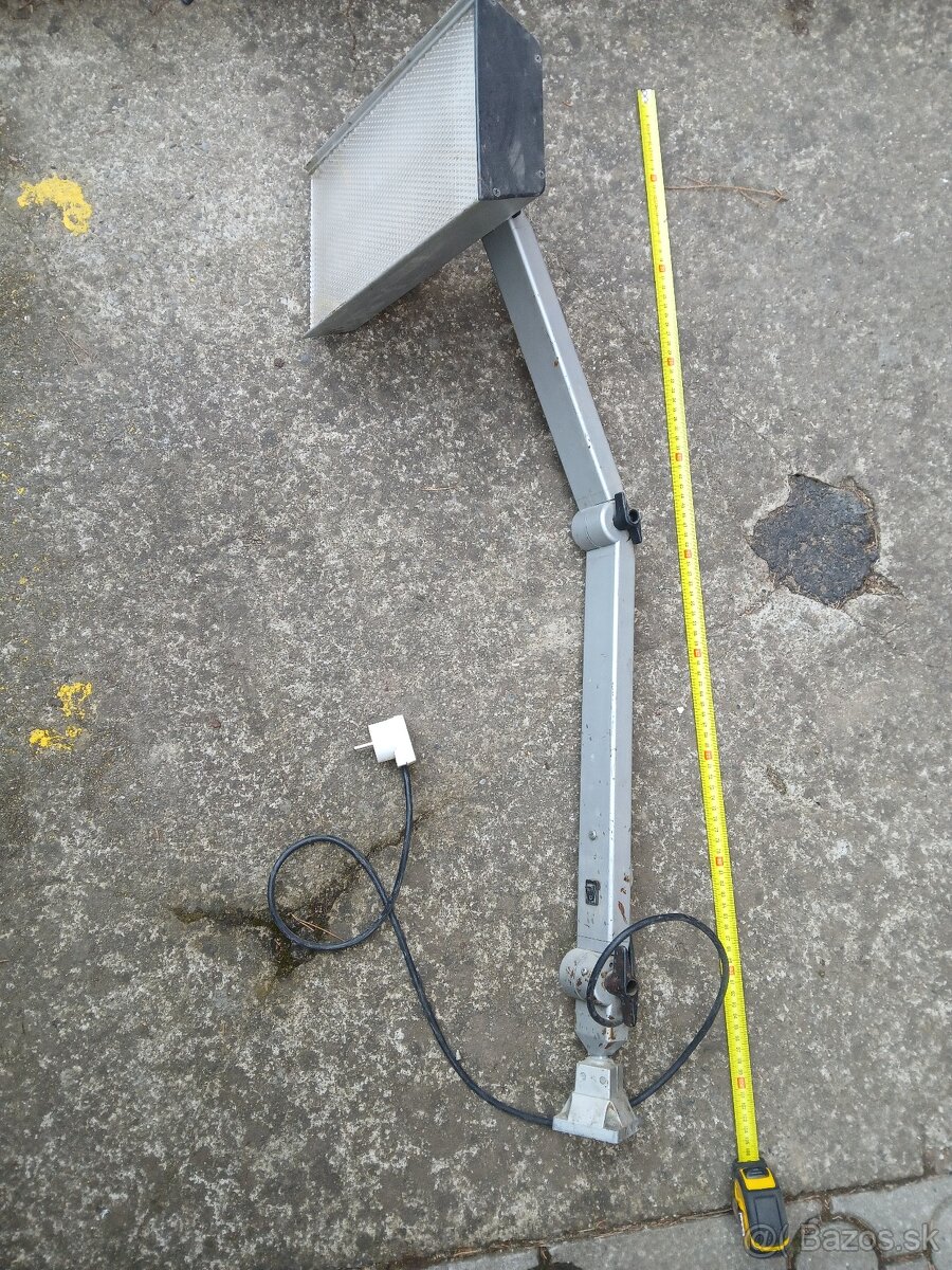 Priemyselná lampa
