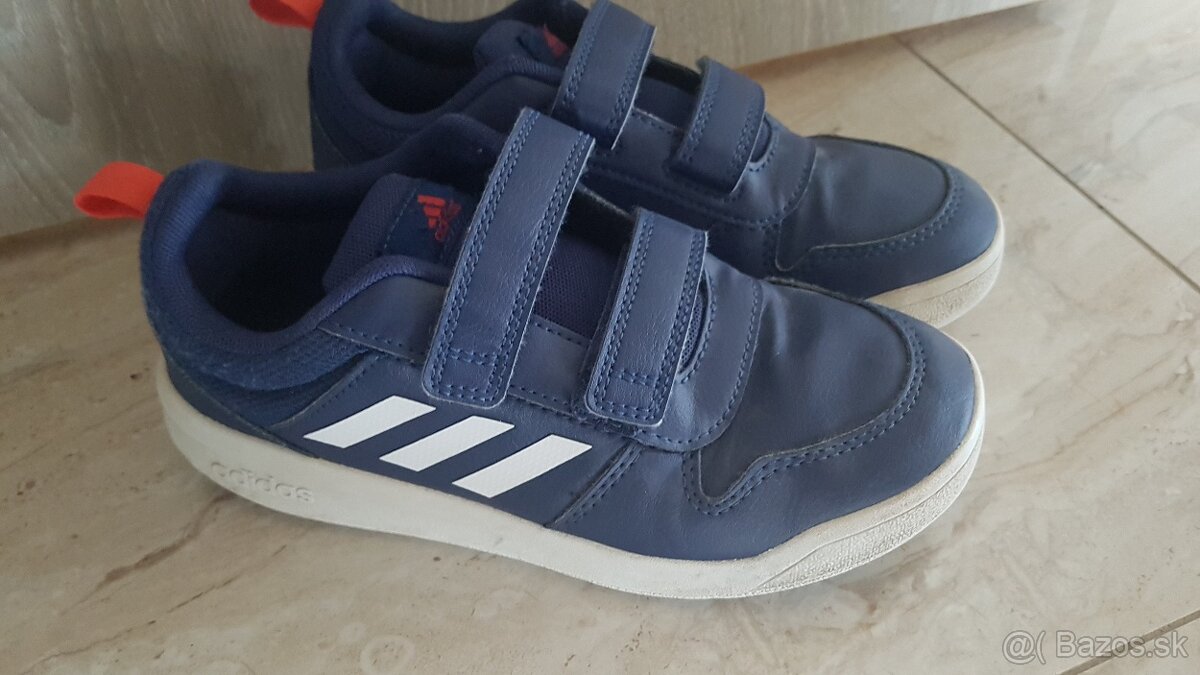 Adidas 32