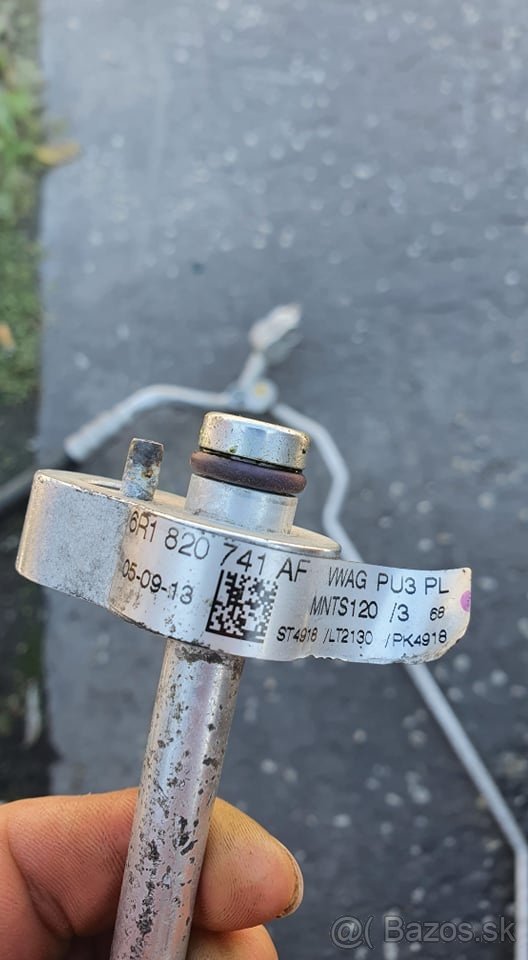 WV Klima trubka 6R1 820 741 AF