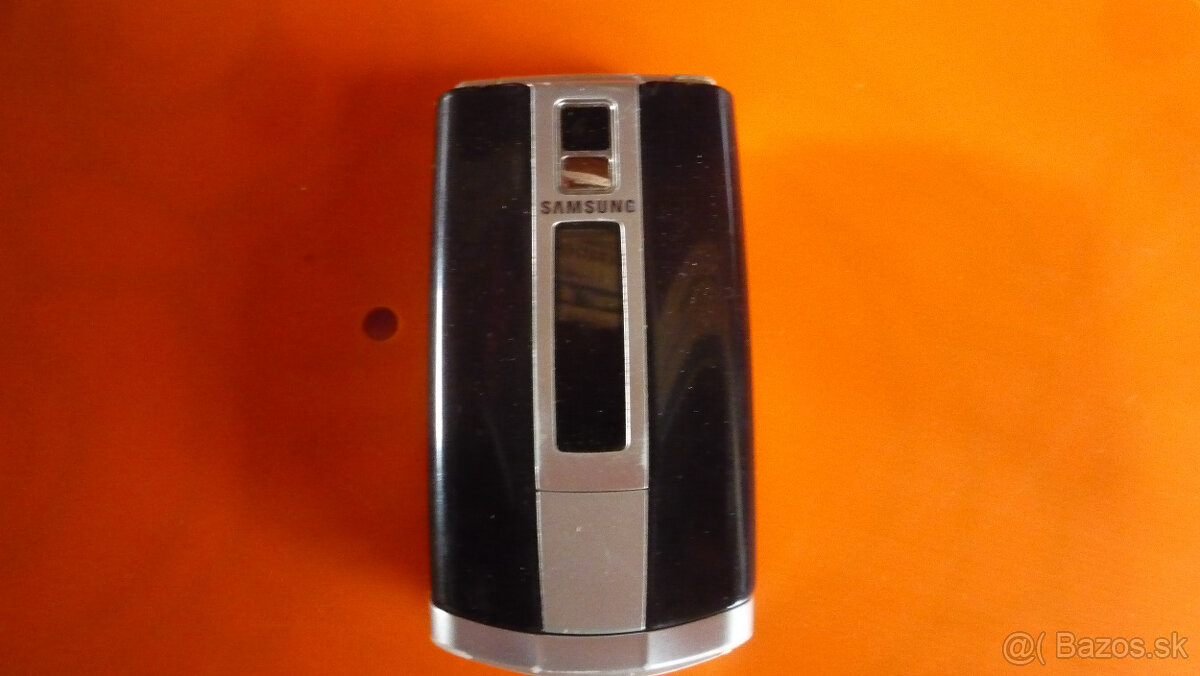 Predam stare Samsung Z240E Mobily Funkcny