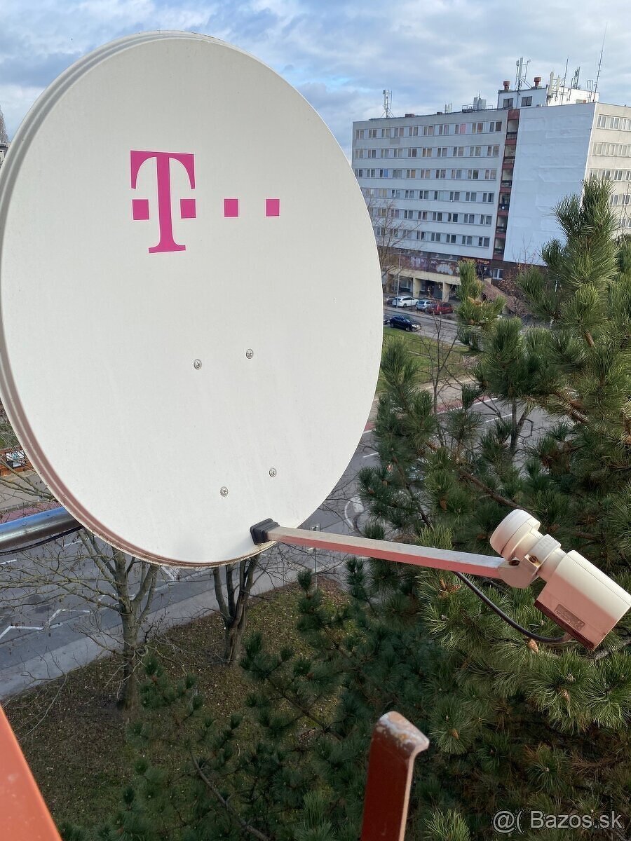 Satelit