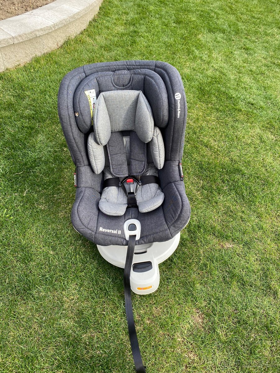 PETITE&MARS Autosedačka Reversal II (0-18 kg) Isofix - Grey