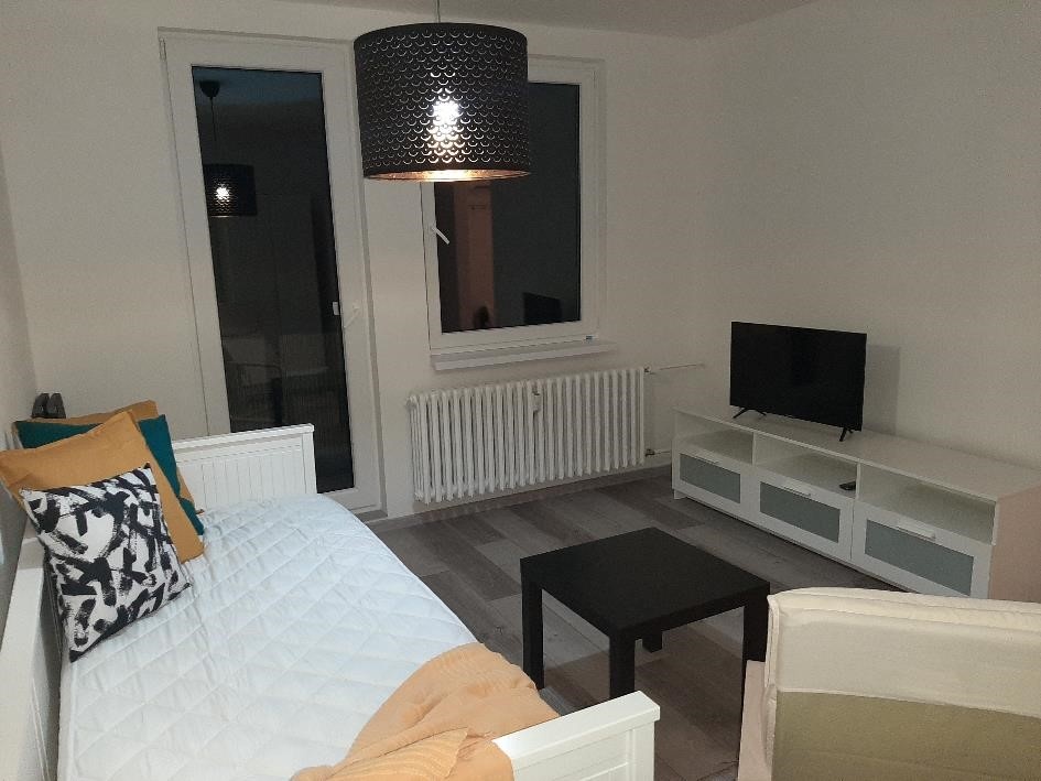 Dám do prenájmu 1 izbový byt s balkónom