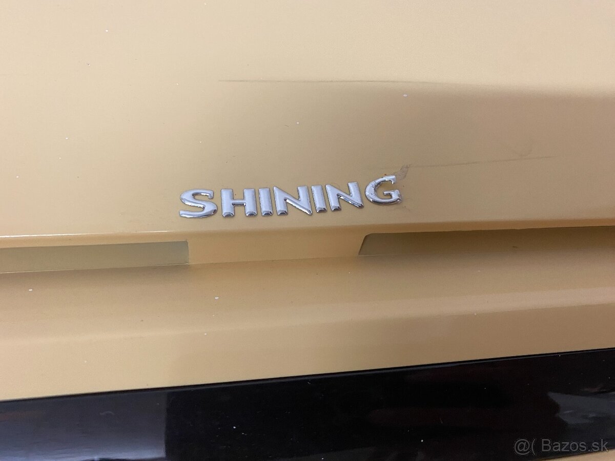 Shining 4