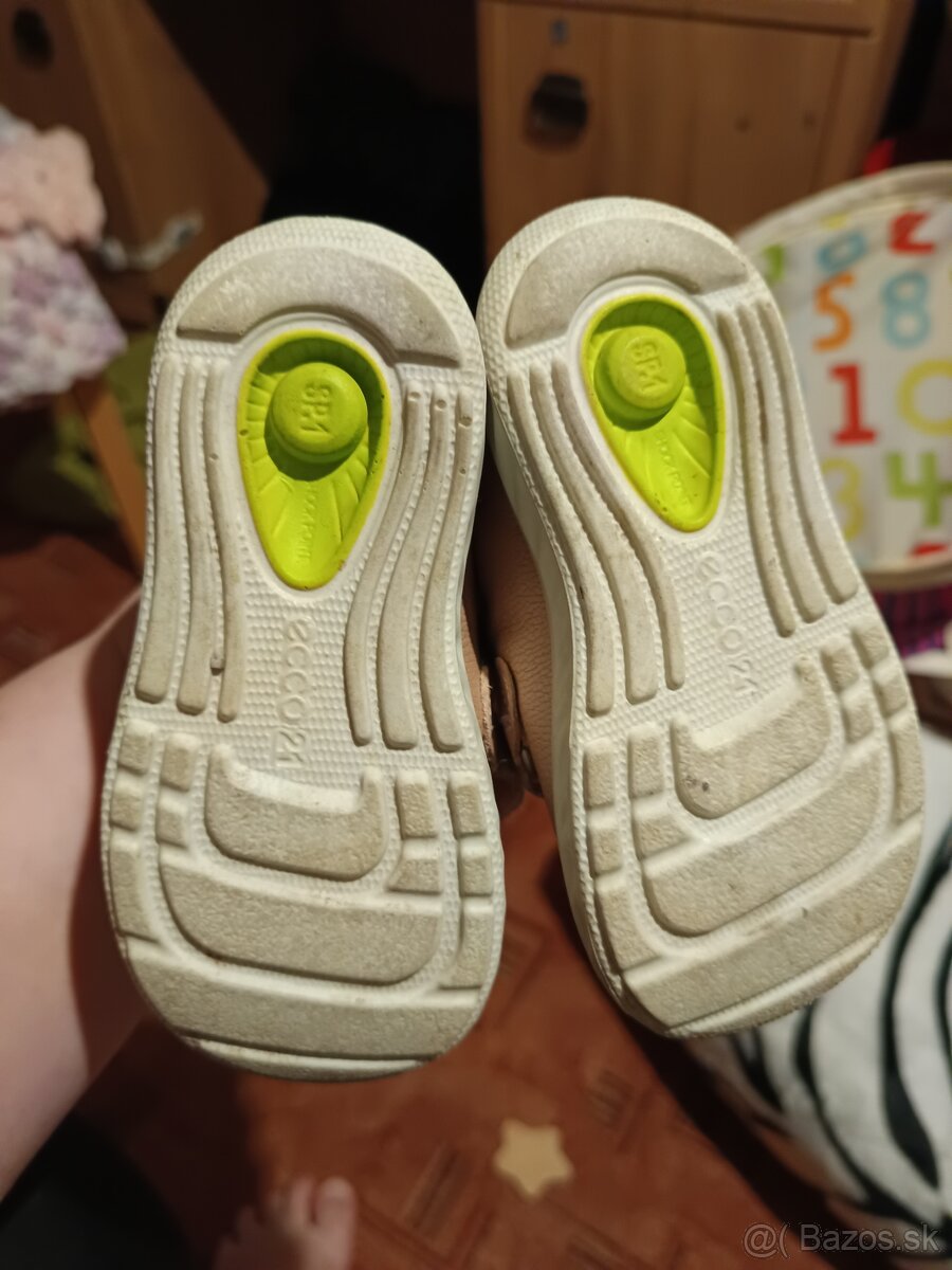 Ecco topánky 21