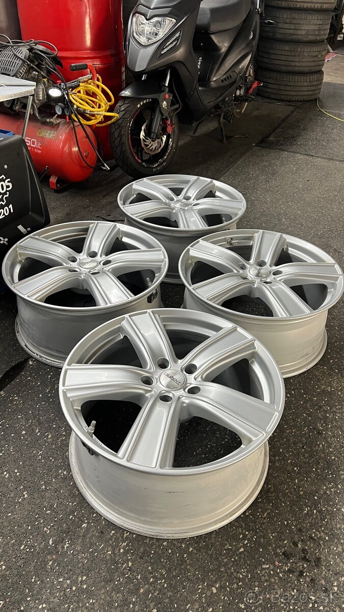 Elektrony Dezent 5x120 R19 et 35